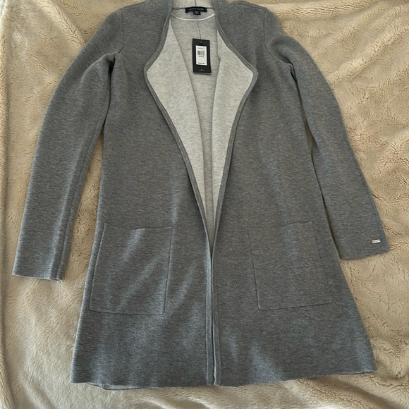 Tommy Gray Sweater - Picture 1 of 4